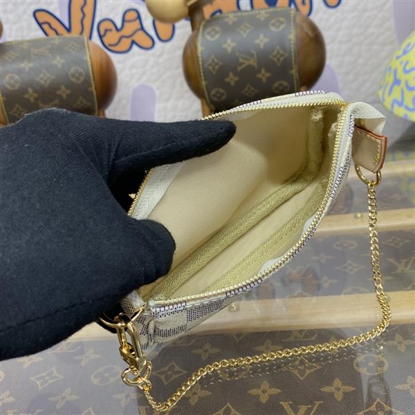 2026124142624269 580